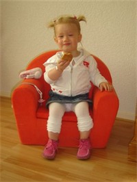 Emy (1 jaar)